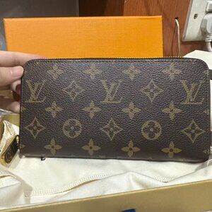 Louis Vuitton backpacks, backpacks Louis Vuitton crossbody bags, chain bags Loui